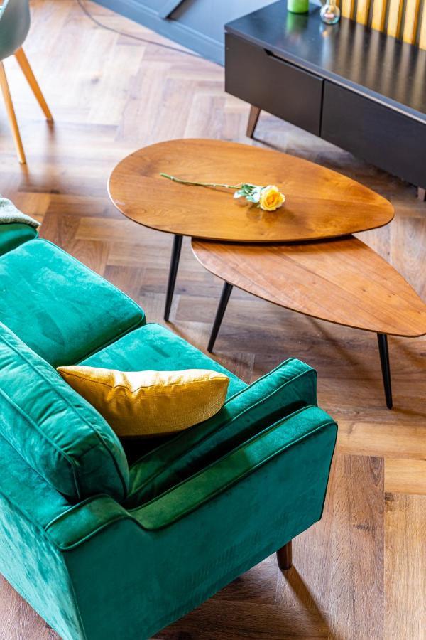 Loft En Ville - Duplex Terrasse Coeur Historique Avec Vue Degagee & Parking Souterrain Offert La Ciotat Buitenkant foto